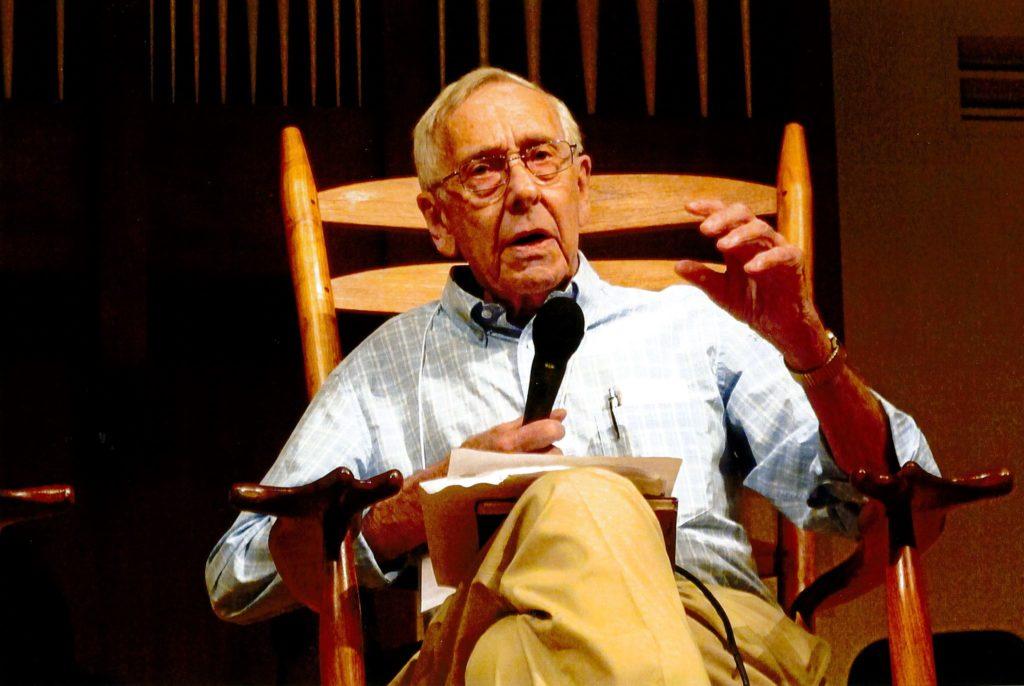 Portrait of Loyal Jones during a speaking engagement in Phelps-Stokes Chapel.
